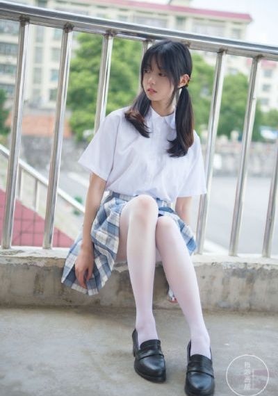 公交车被脱了内裤进入电影